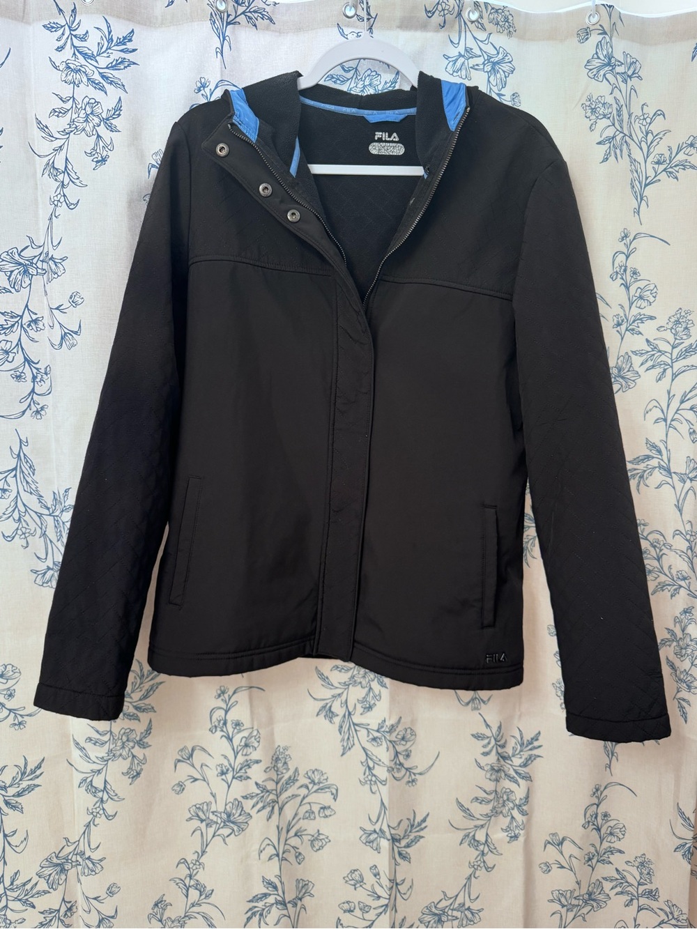 Fila Black Fleece Lined Softshell Hooded Jacket size L Quilted Athletic